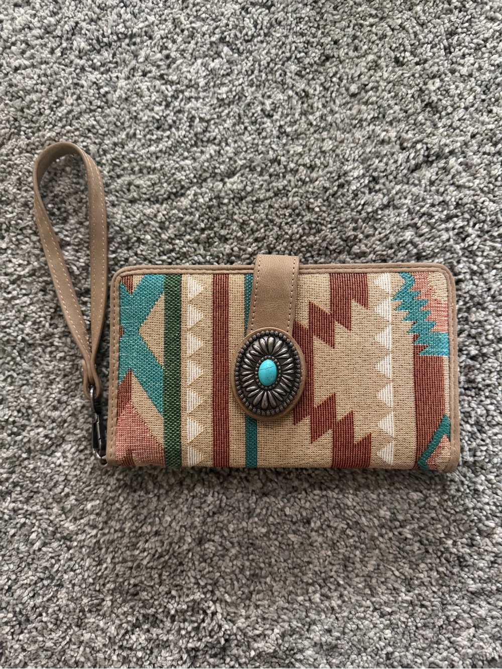 Southwestern-patterned Justin Women's Jacquard Aztec Bi-fold Wallet